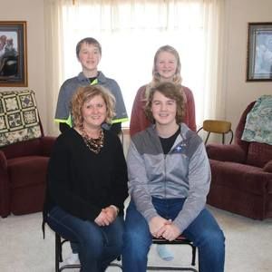 Meet your Posher, Carrie